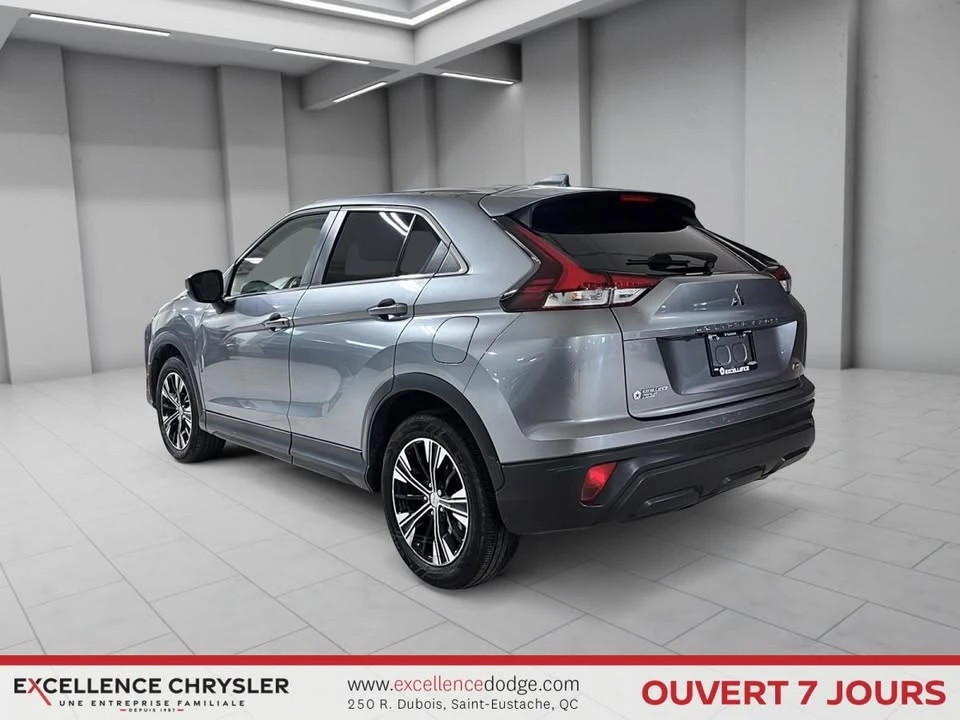 2022 Mitsubishi Eclipse Cross - Image 4 of 18