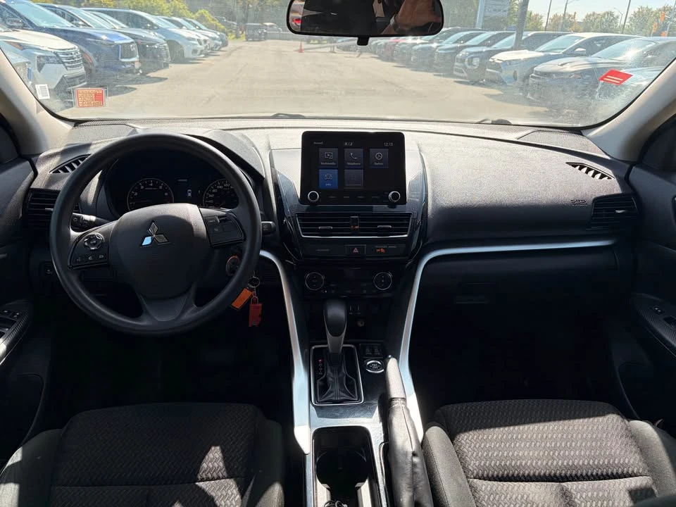 2022 Mitsubishi Eclipse Cross - Image 8 of 14