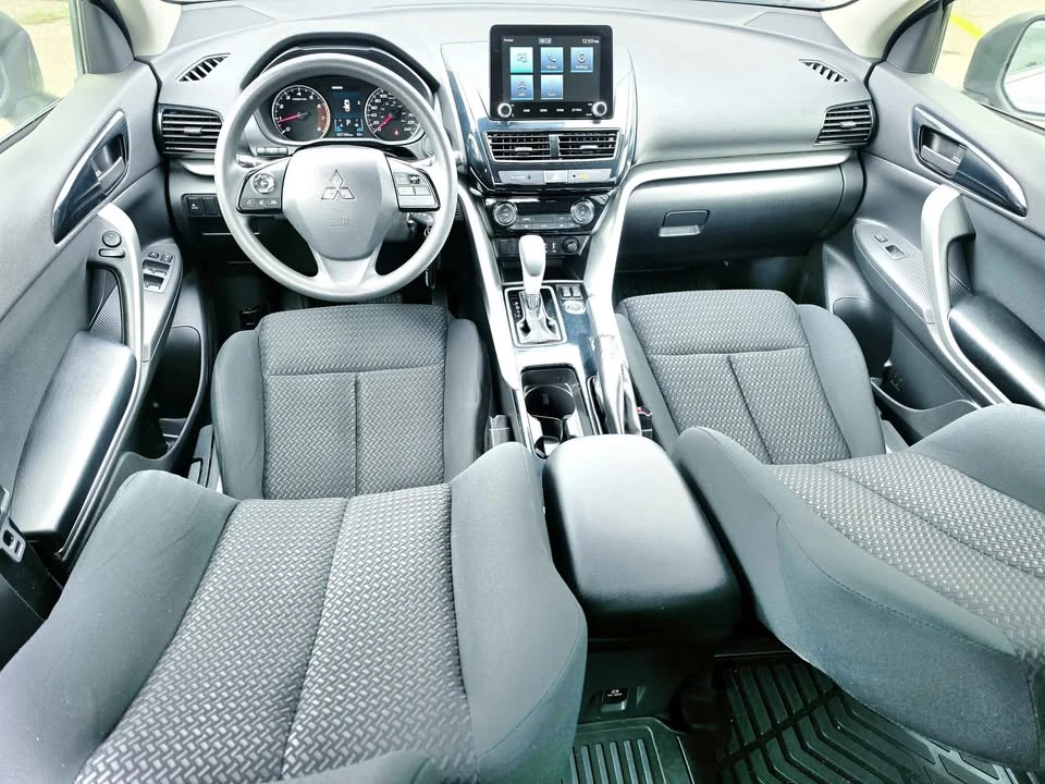 2022 Mitsubishi Eclipse Cross - Image 8 of 16