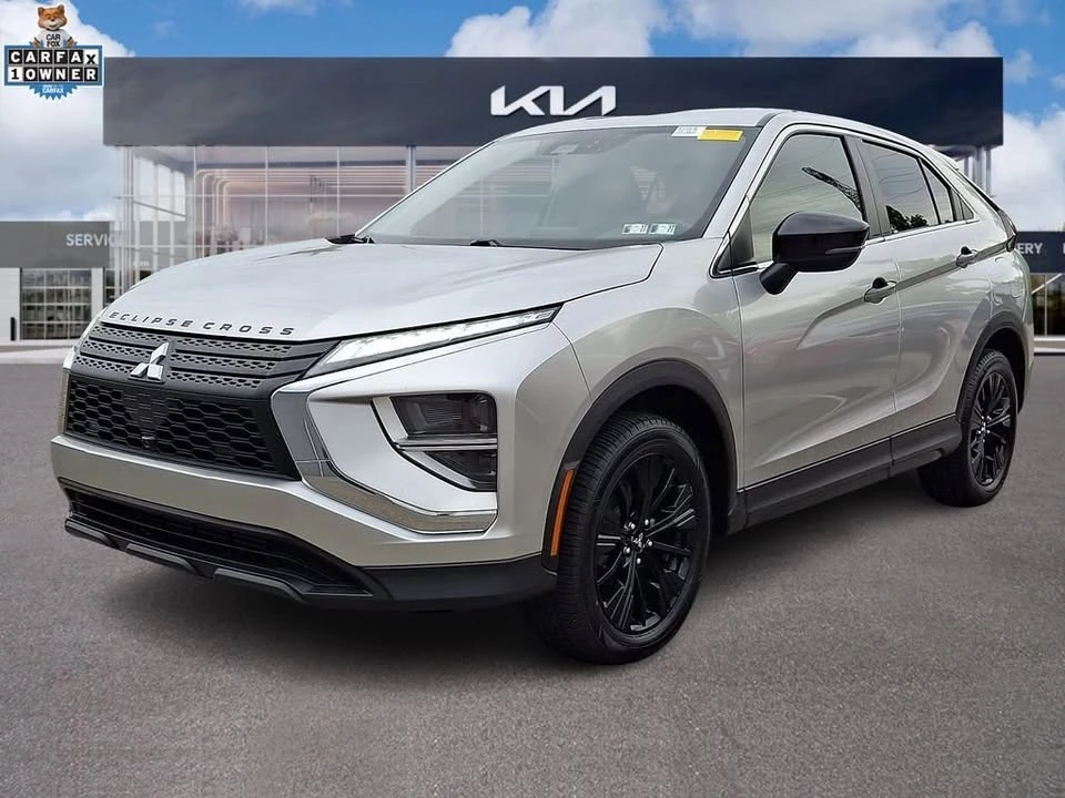 2022 Mitsubishi Eclipse Cross - Image 5 of 16