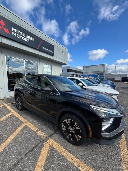 2022 Mitsubishi Eclipse Cross - Image 4 of 11