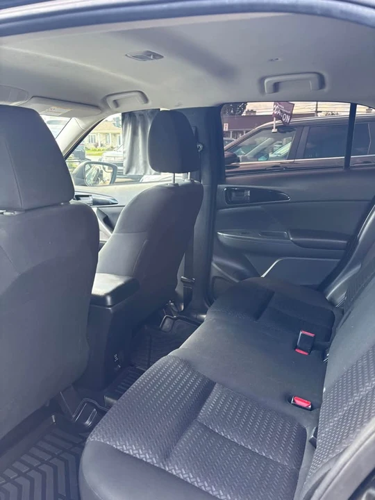 2022 Mitsubishi Eclipse Cross - Image 8 of 11