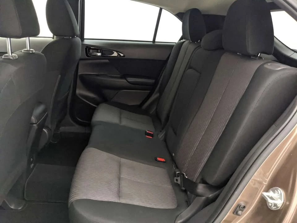 2022 Mitsubishi Eclipse Cross - Image 10 of 20