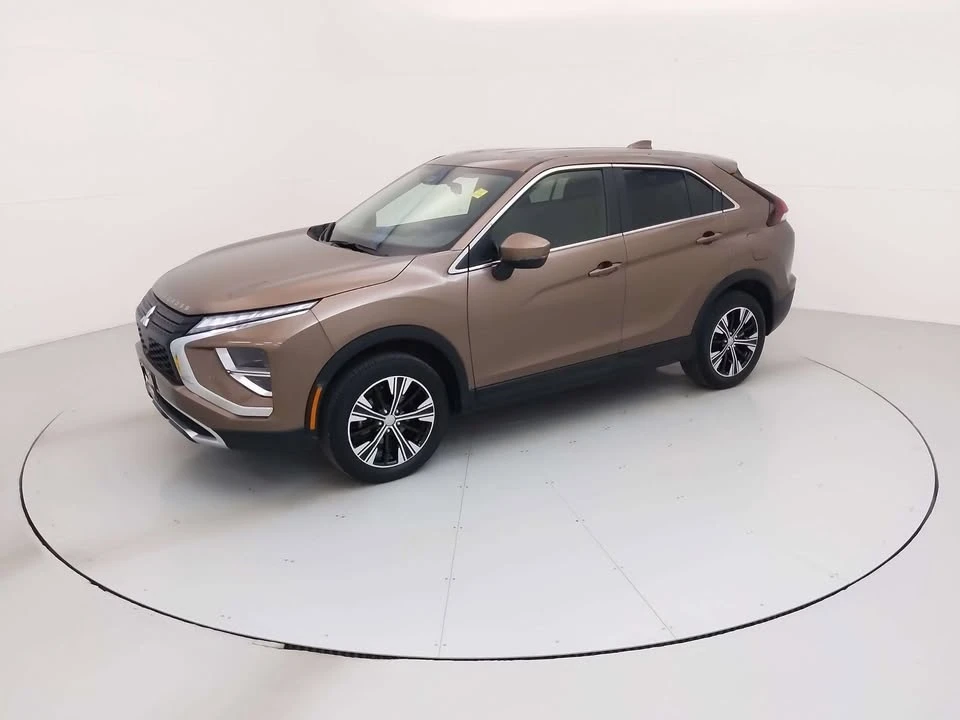 2022 Mitsubishi Eclipse Cross - Image 2 of 20
