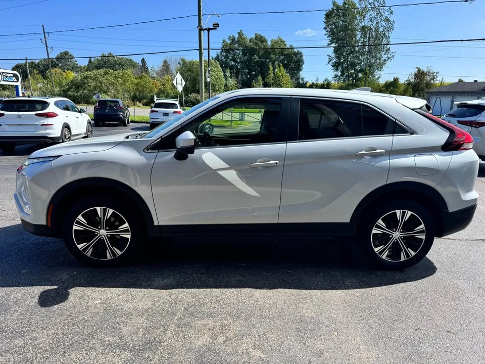2022 Mitsubishi Eclipse Cross - Image 5 of 11