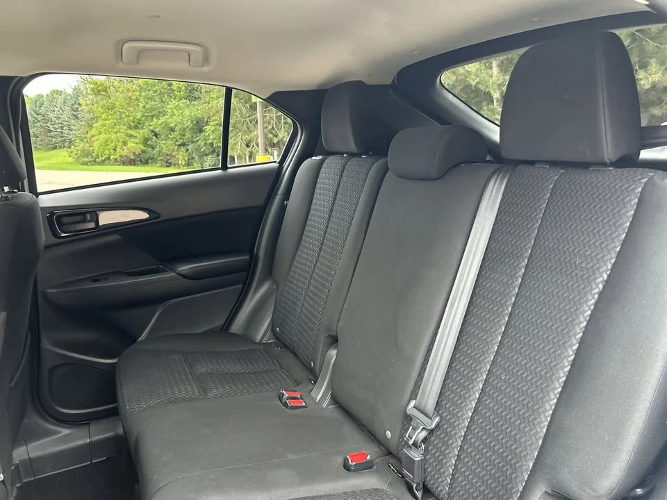 2022 Mitsubishi Eclipse Cross - Image 16 of 20