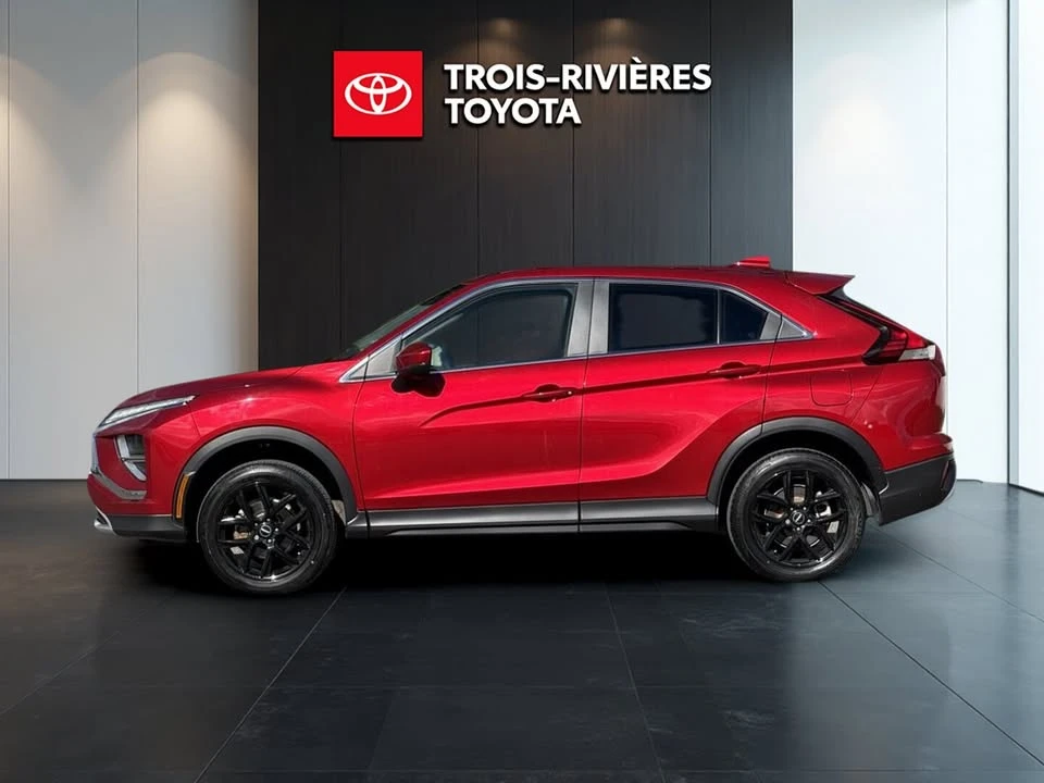 2022 Mitsubishi Eclipse Cross - Image 3 of 20