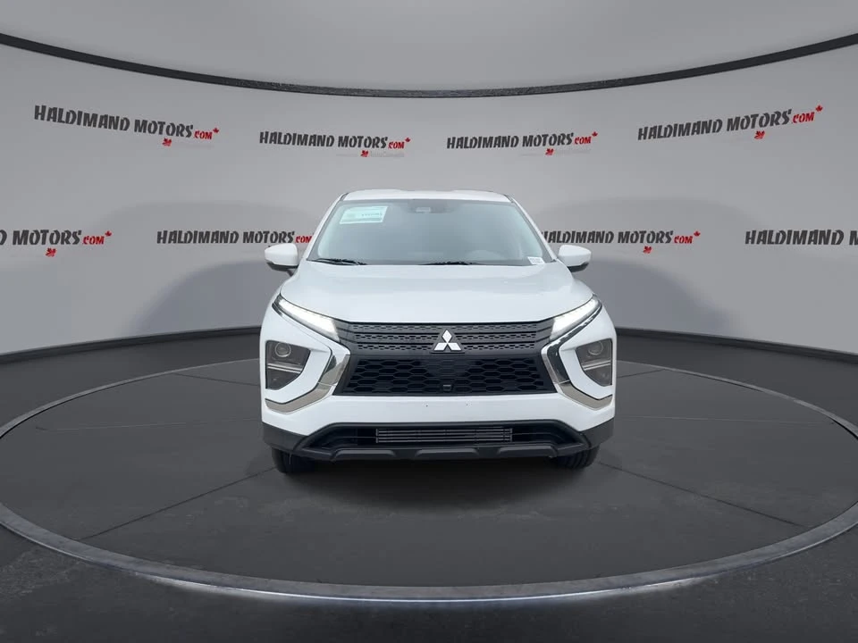 2022 Mitsubishi Eclipse Cross - Image 3 of 20