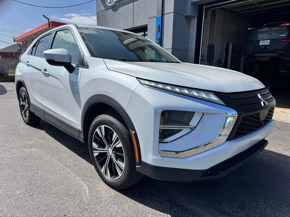 2022 Mitsubishi Eclipse Cross - Image 8 of 11
