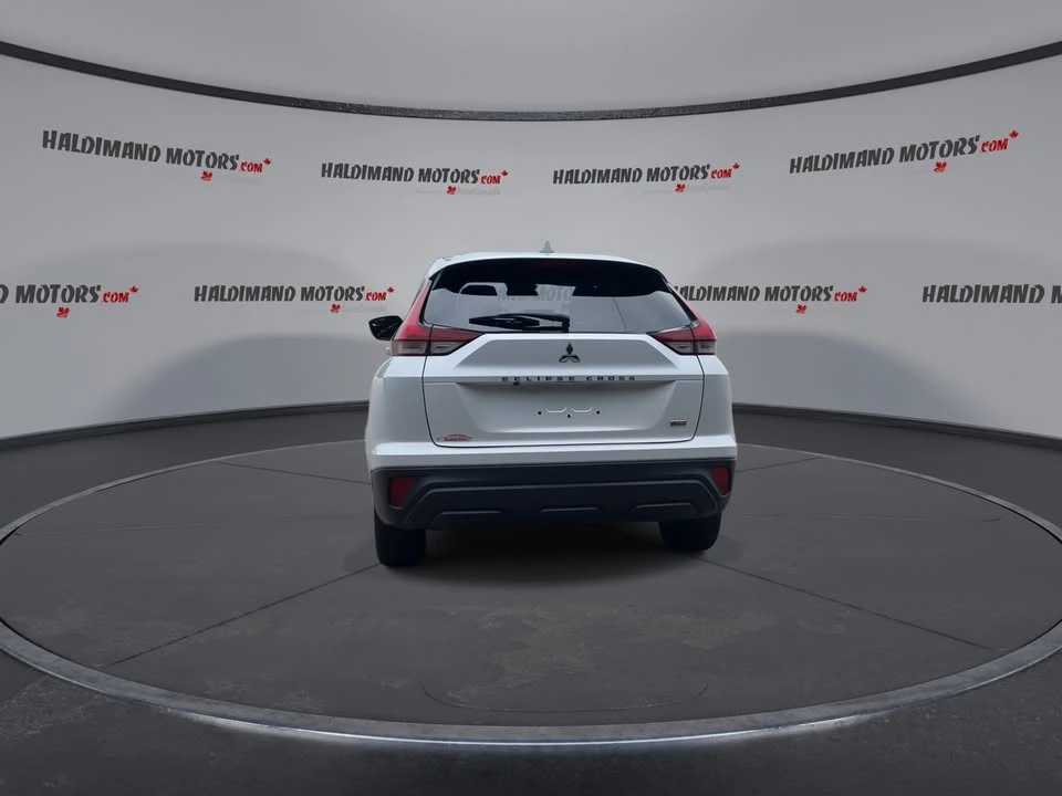 2022 Mitsubishi Eclipse Cross - Image 7 of 20