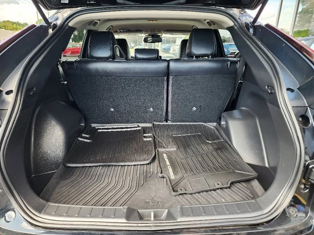 2022 Mitsubishi Eclipse Cross - Image 14 of 20