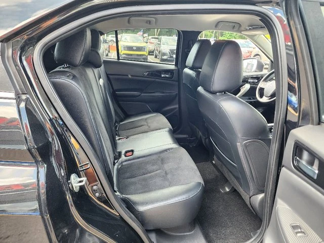 2022 Mitsubishi Eclipse Cross - Image 12 of 20