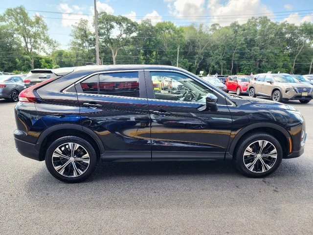 2022 Mitsubishi Eclipse Cross - Image 7 of 20