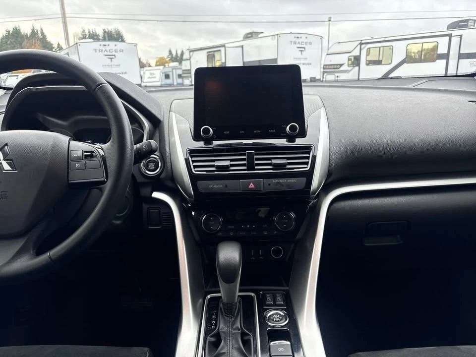 2022 Mitsubishi Eclipse Cross - Image 17 of 19