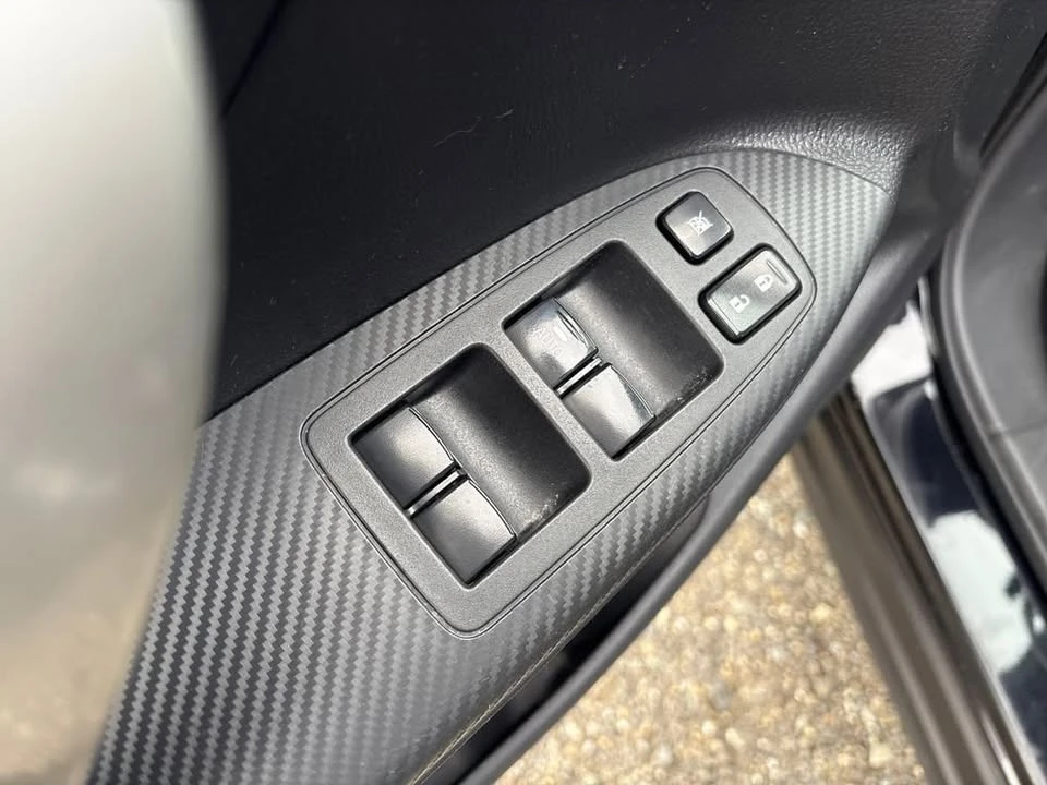 2022 Mitsubishi Eclipse Cross - Image 12 of 19