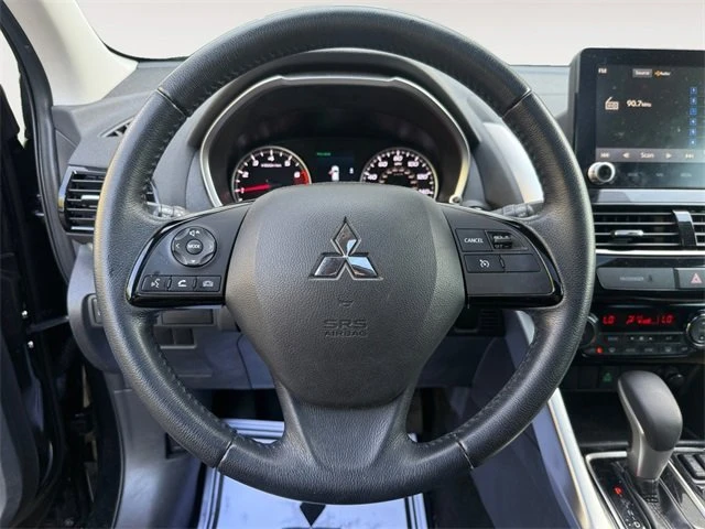 2022 Mitsubishi Eclipse Cross - Image 16 of 20