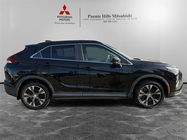 2022 Mitsubishi Eclipse Cross - Image 4 of 20