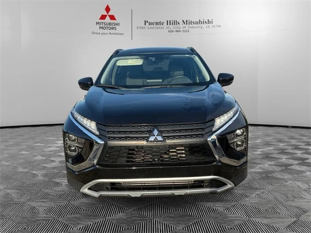 2022 Mitsubishi Eclipse Cross - Image 2 of 20