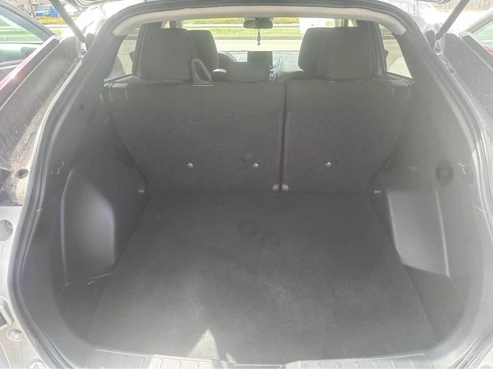 2022 Mitsubishi Eclipse Cross - Image 13 of 16