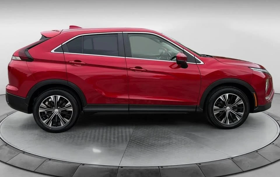 2022 Mitsubishi Eclipse Cross - Image 5 of 19