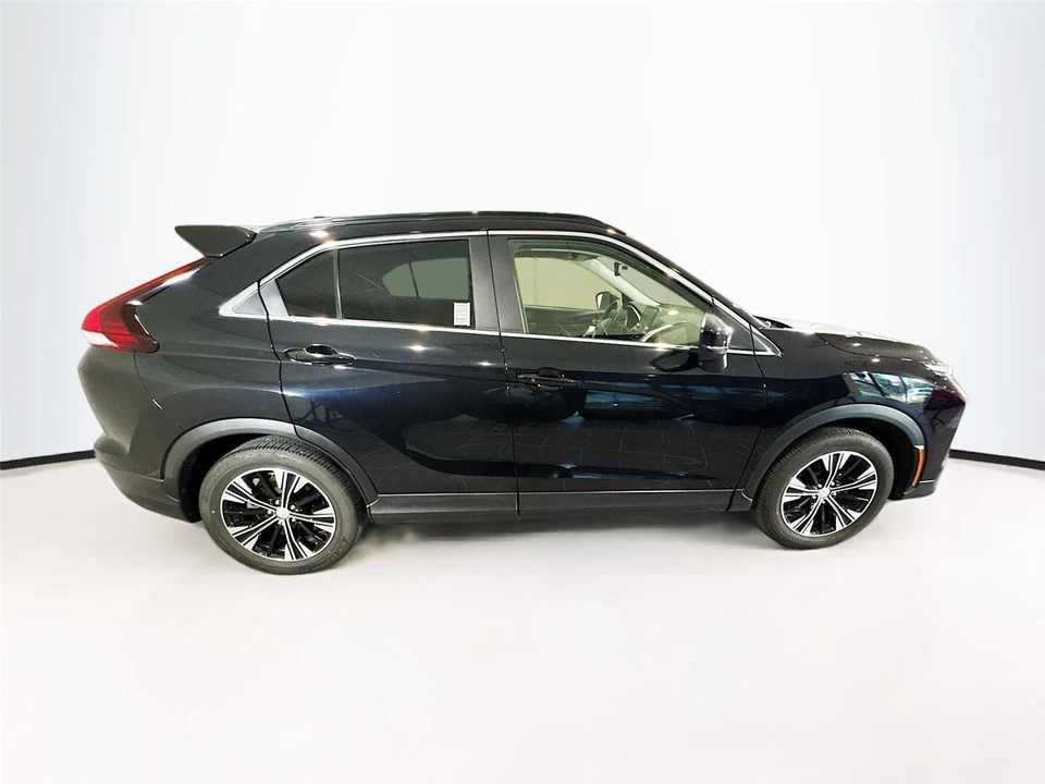 2022 Mitsubishi Eclipse Cross - Image 6 of 16