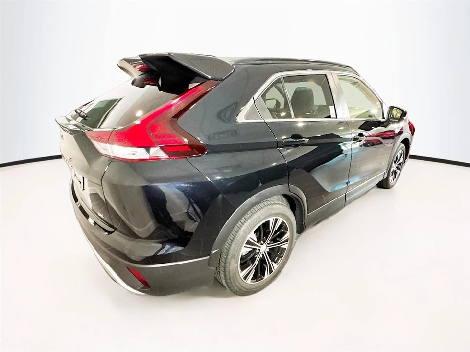 2022 Mitsubishi Eclipse Cross - Image 5 of 16