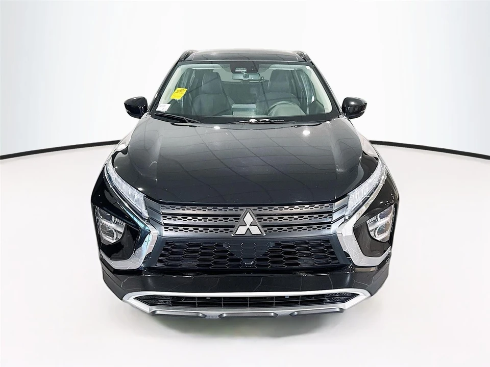 2022 Mitsubishi Eclipse Cross - Image 8 of 16