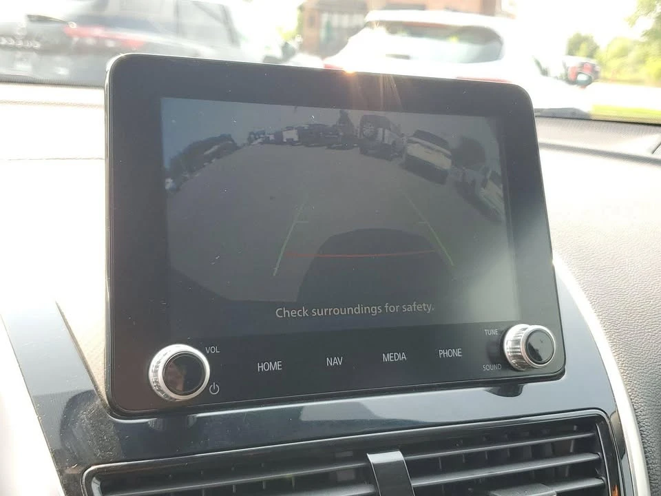 2022 Mitsubishi Eclipse Cross - Image 11 of 14