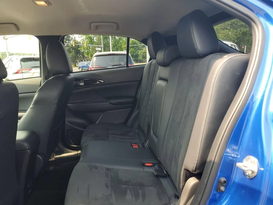2022 Mitsubishi Eclipse Cross - Image 10 of 14