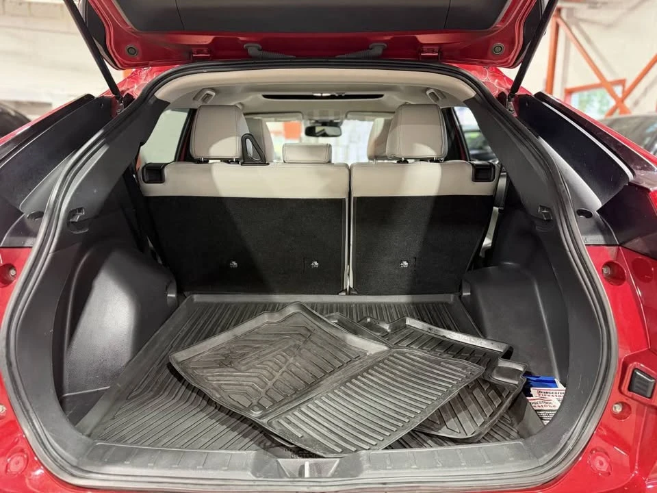 2022 Mitsubishi Eclipse Cross - Image 8 of 20