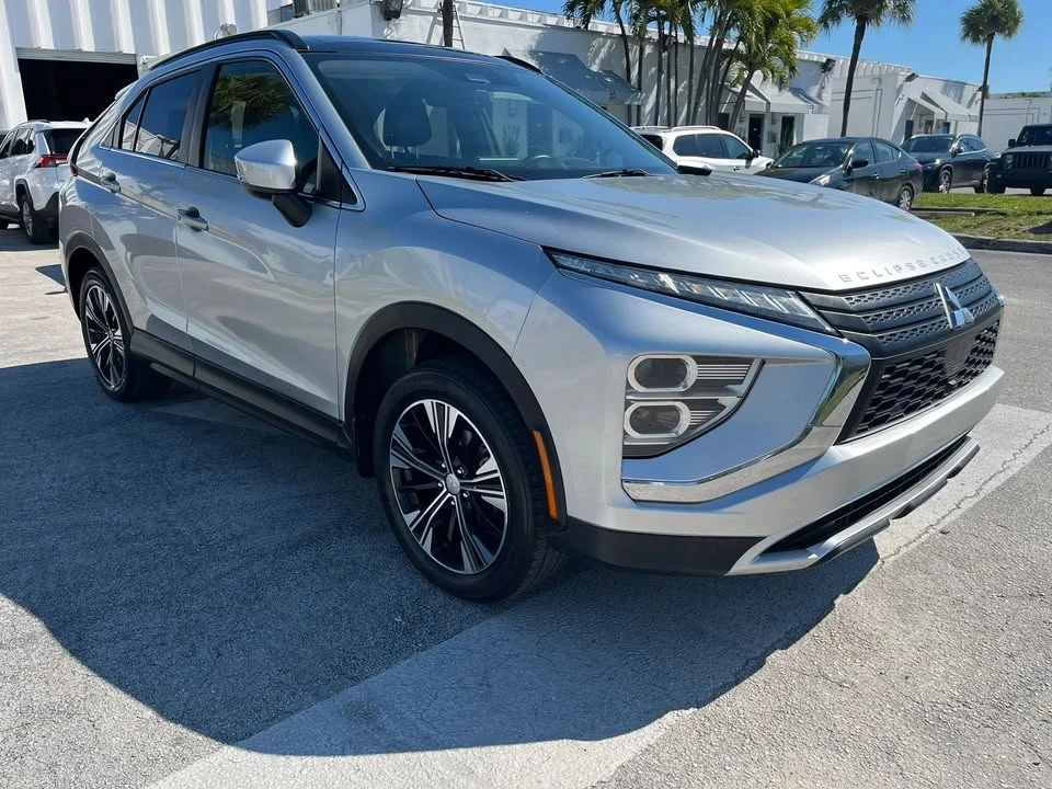 2022 Mitsubishi Eclipse Cross - Image 6 of 15