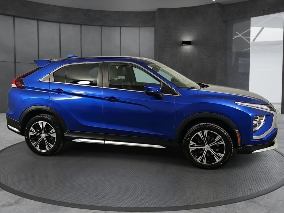 2022 Mitsubishi Eclipse Cross - Image 4 of 20