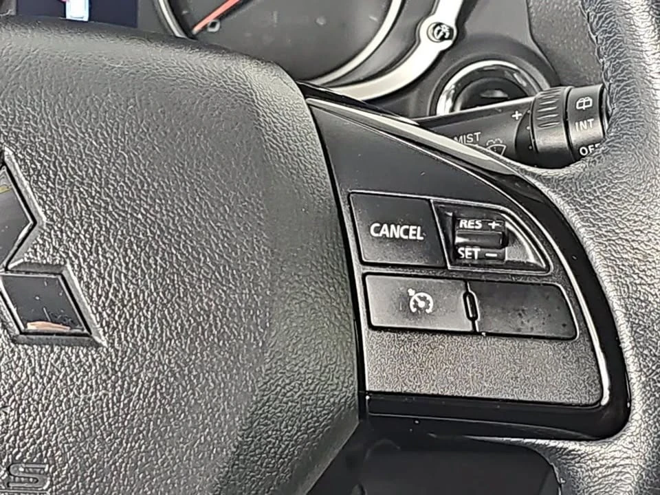 2022 Mitsubishi Eclipse Cross - Image 15 of 20