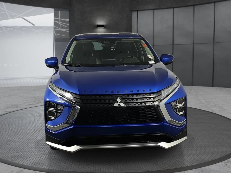 2022 Mitsubishi Eclipse Cross - Image 2 of 20