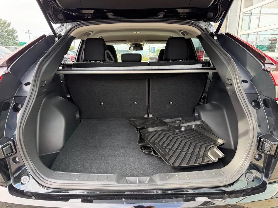 2022 Mitsubishi Eclipse Cross - Image 19 of 20