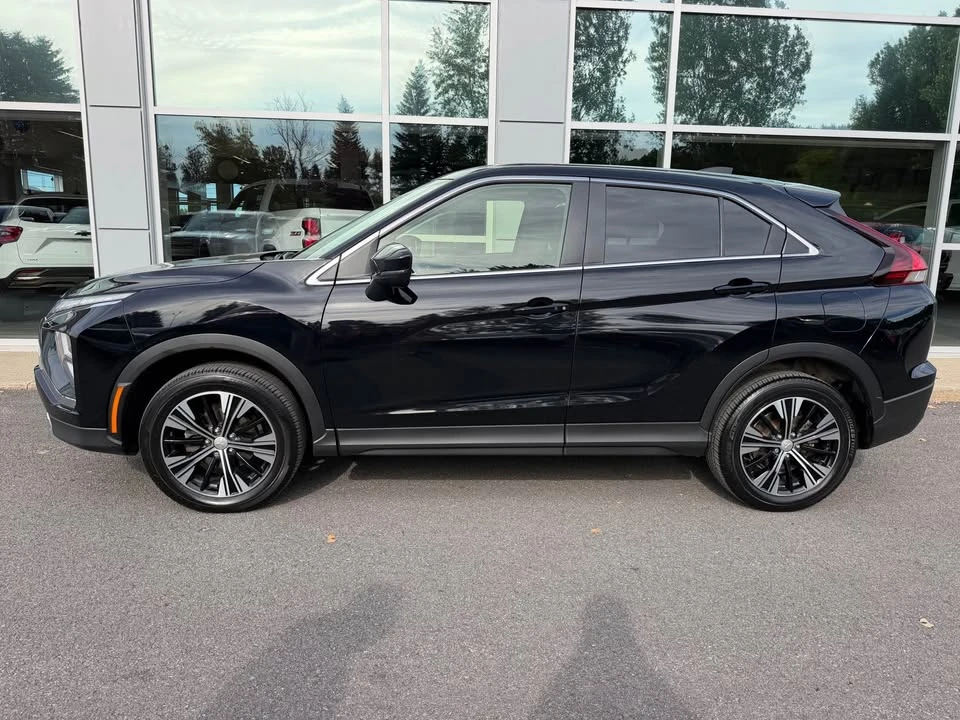 2022 Mitsubishi Eclipse Cross - Image 5 of 20