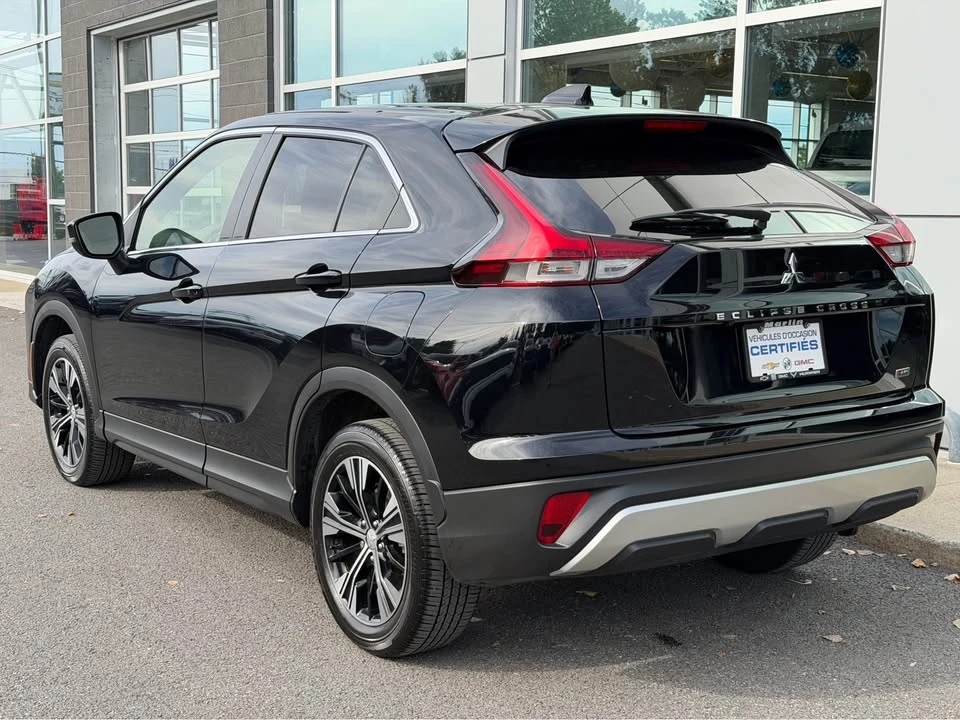 2022 Mitsubishi Eclipse Cross - Image 4 of 20