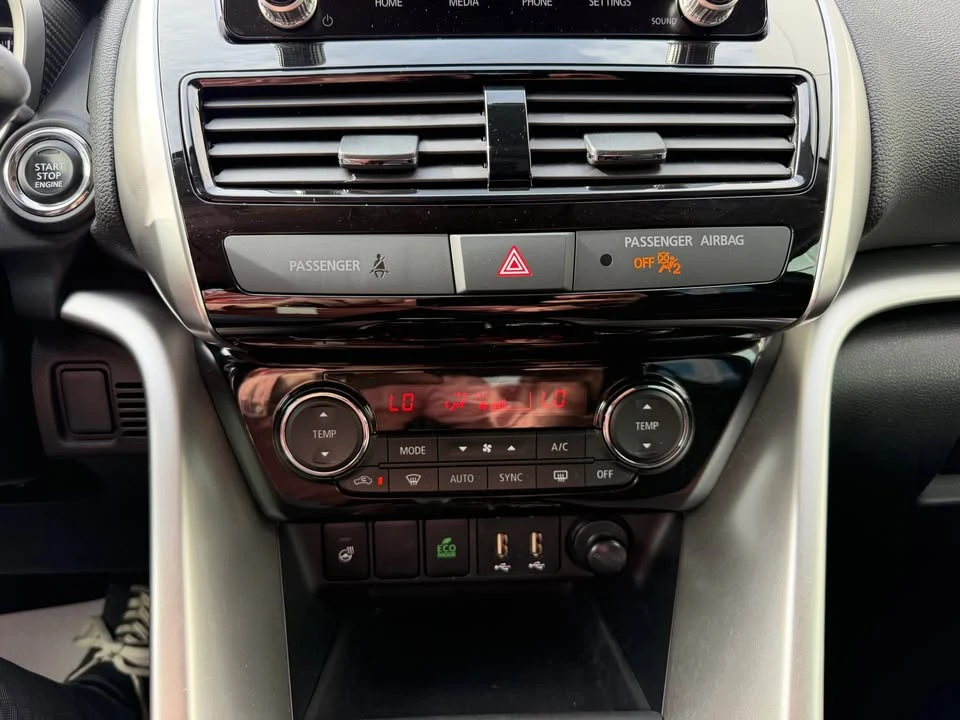 2022 Mitsubishi Eclipse Cross - Image 14 of 20