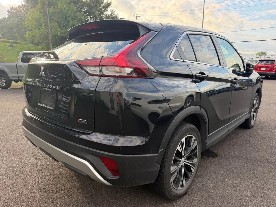 2022 Mitsubishi Eclipse Cross - Image 3 of 4