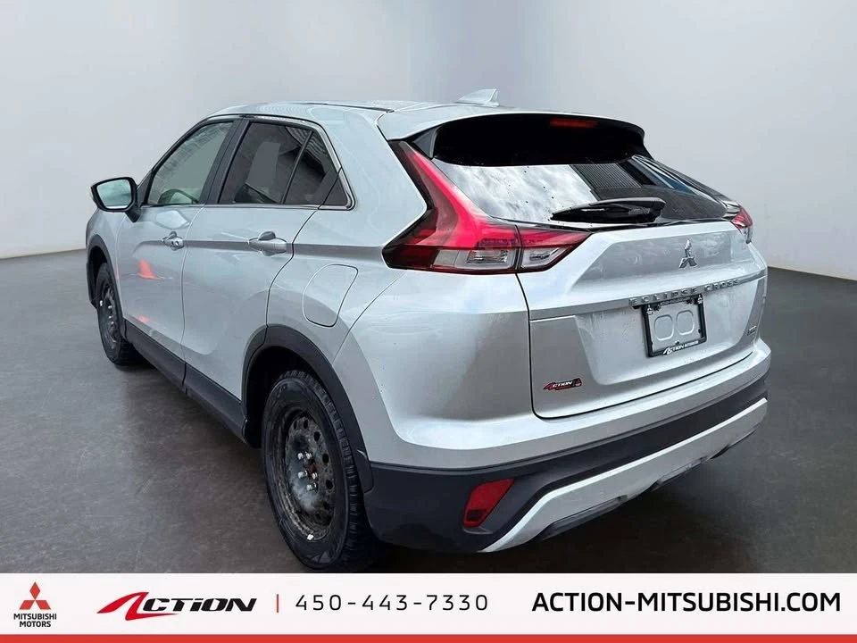 2022 Mitsubishi Eclipse Cross - Image 3 of 20