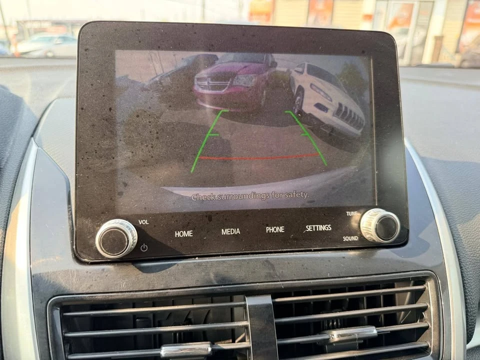 2022 Mitsubishi Eclipse Cross - Image 12 of 19