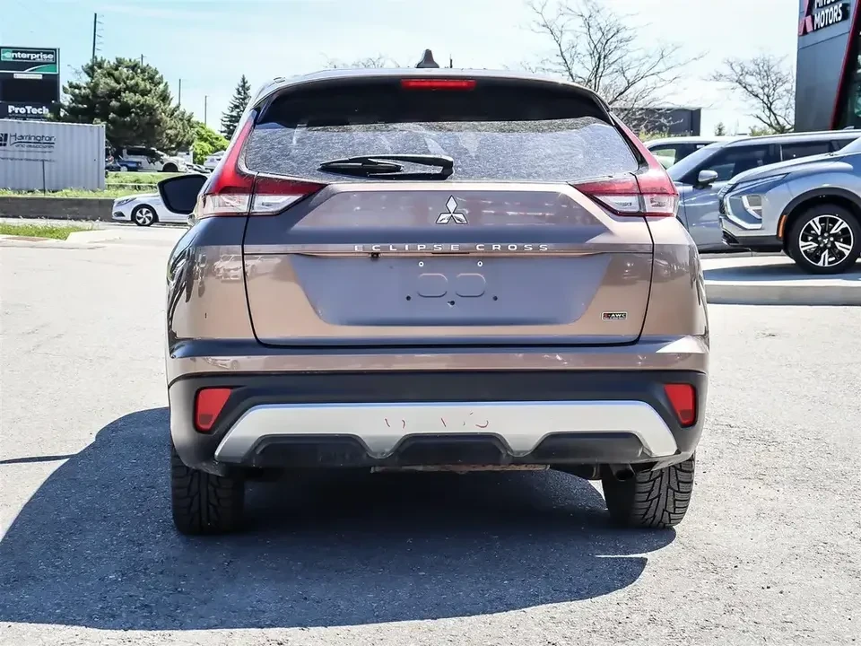 2022 Mitsubishi Eclipse Cross - Image 3 of 11