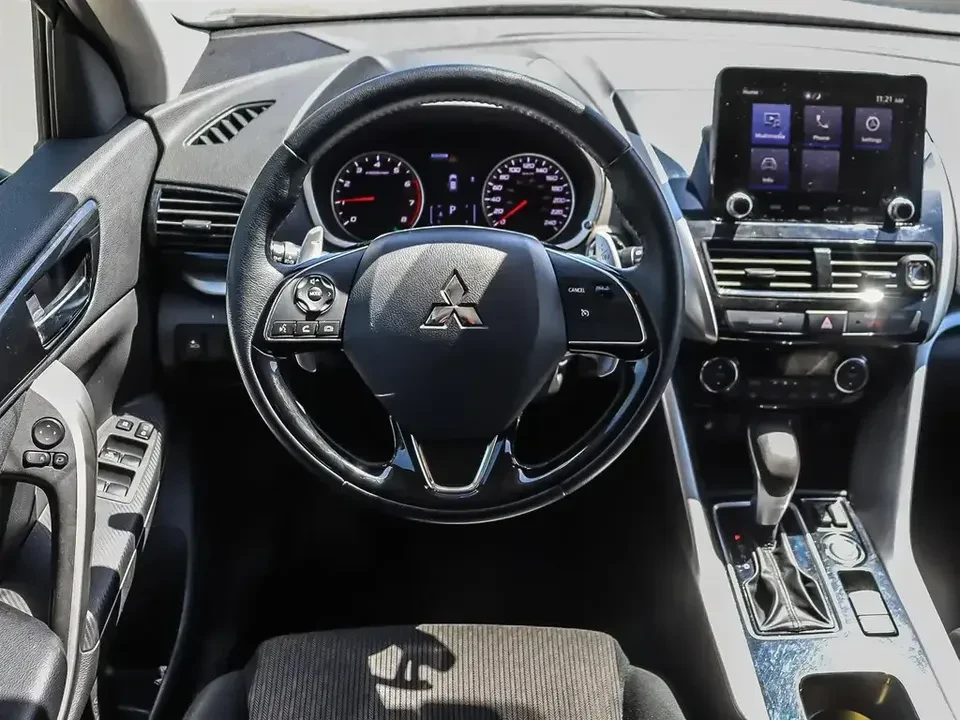 2022 Mitsubishi Eclipse Cross - Image 7 of 11
