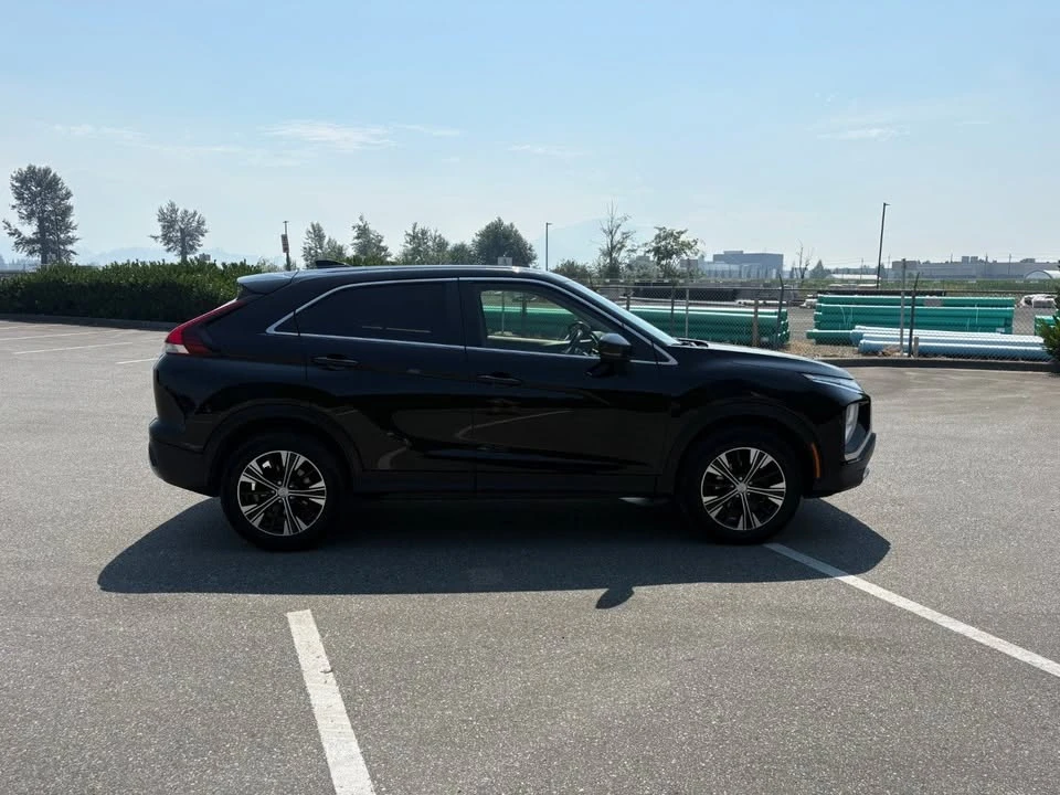 2022 Mitsubishi Eclipse Cross - Image 5 of 20