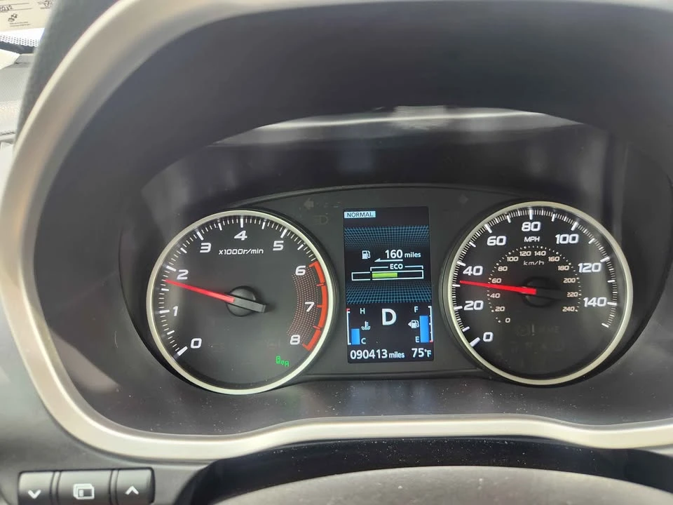 2022 Mitsubishi Eclipse Cross - Image 6 of 11