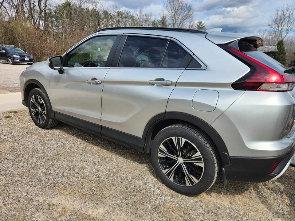 2022 Mitsubishi Eclipse Cross - Image 8 of 11