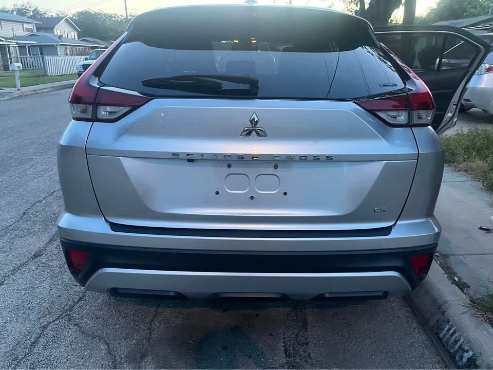 2022 Mitsubishi Eclipse Cross - Image 6 of 13