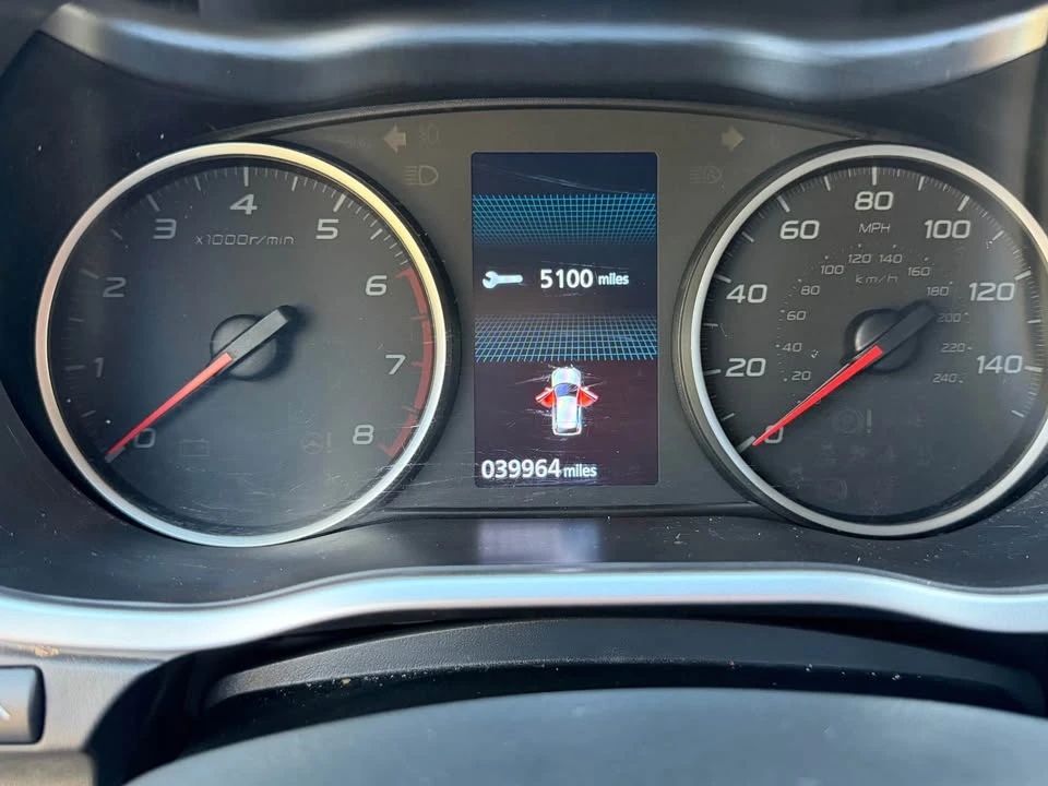 2022 Mitsubishi Eclipse Cross - Image 11 of 19