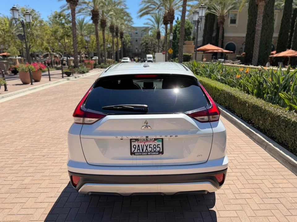 2022 Mitsubishi Eclipse Cross - Image 6 of 19