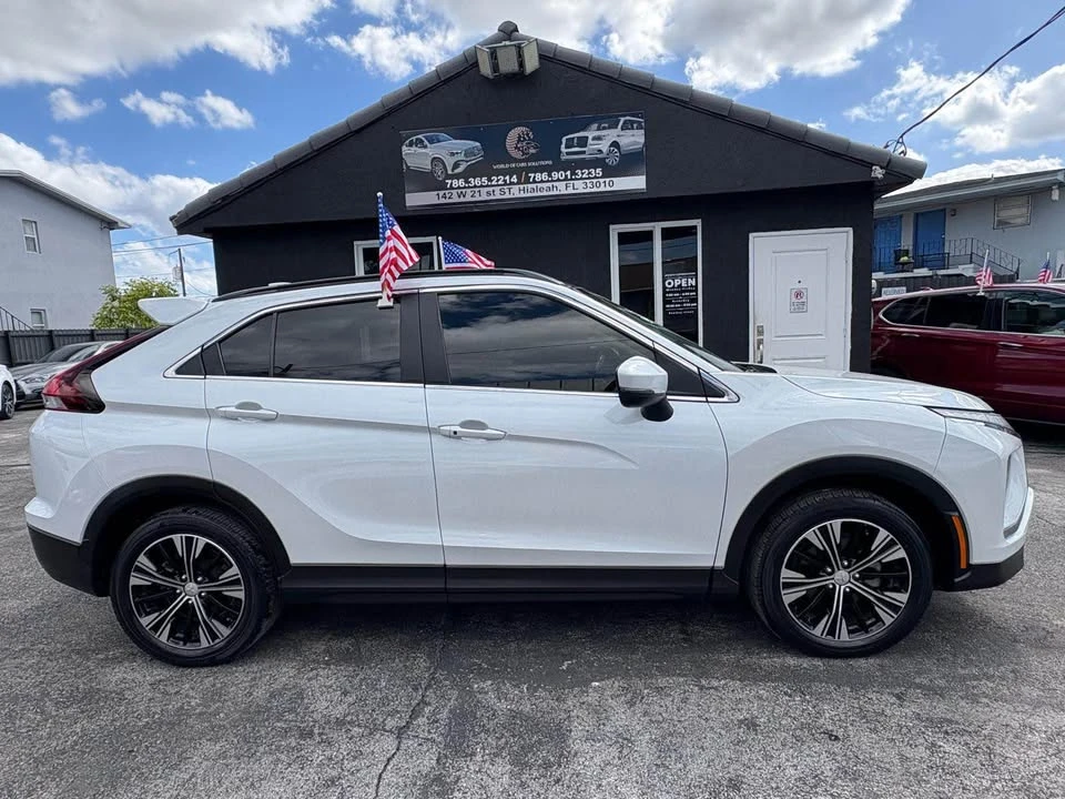 2022 Mitsubishi Eclipse Cross - Image 5 of 20